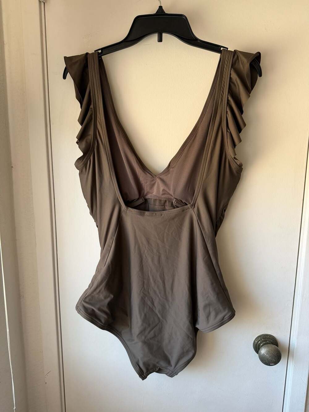 DKNY Ruffle Plunge Underwire Tummy Control One-Piece Swimsuit Bronze XL - Picture 4 of 6